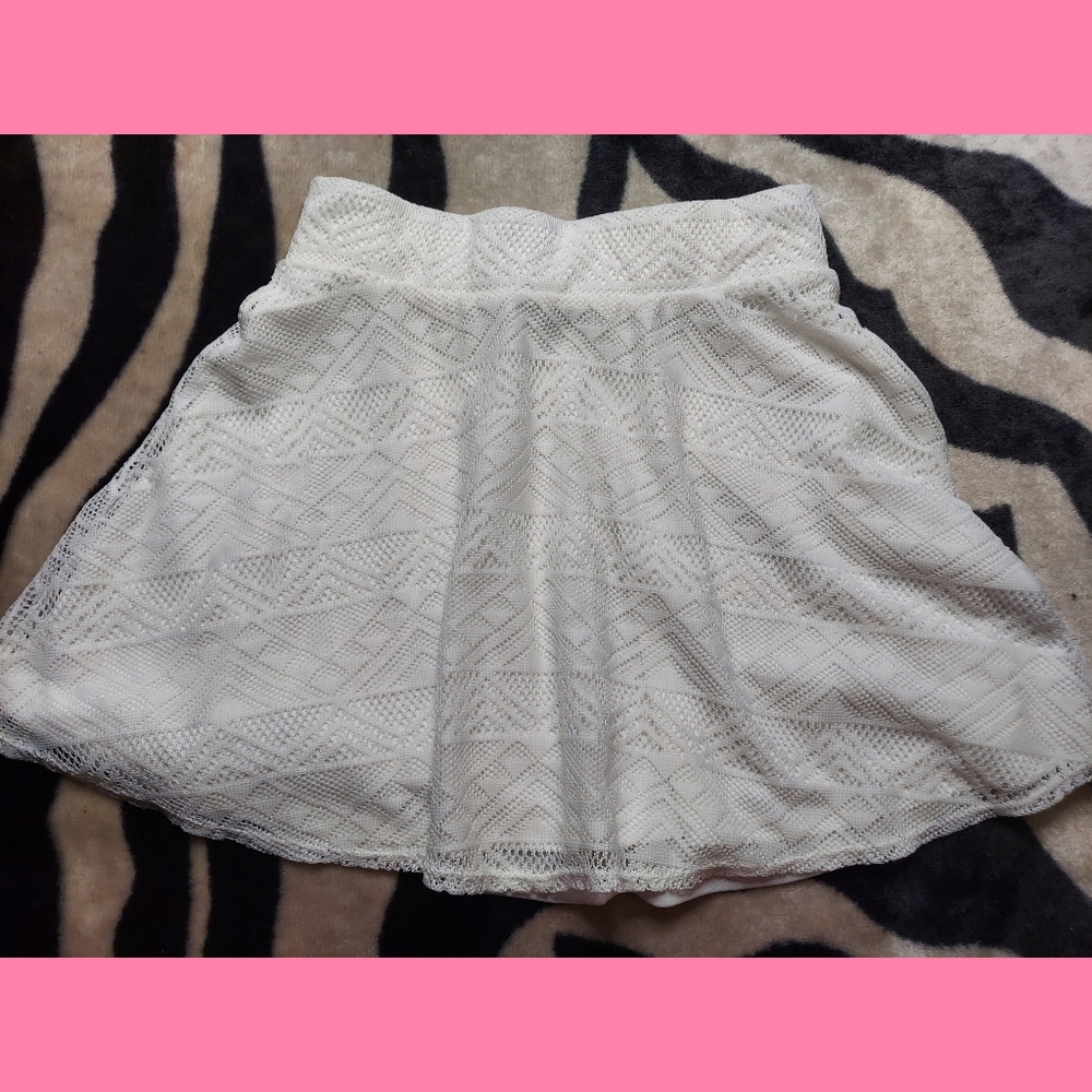 White lace skirt